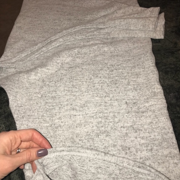 XL left!! Off The Shoulder Long Sleeve Sweater - Picture 4 of 4